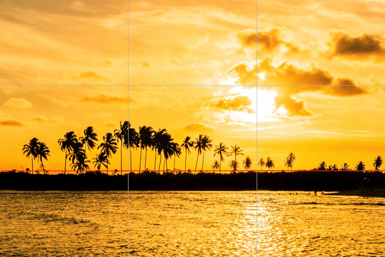 Sky Highlighted by the Rules of Thirds. Sony A7RII, FE 16-35mm Sony Zeiss Lens. Maracaipe Beach, Pernambuco, Brazil.
